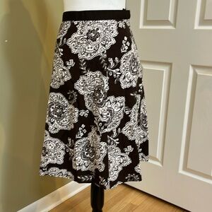 Talbots skirt, size 16, dark brown with white floral print, knee length